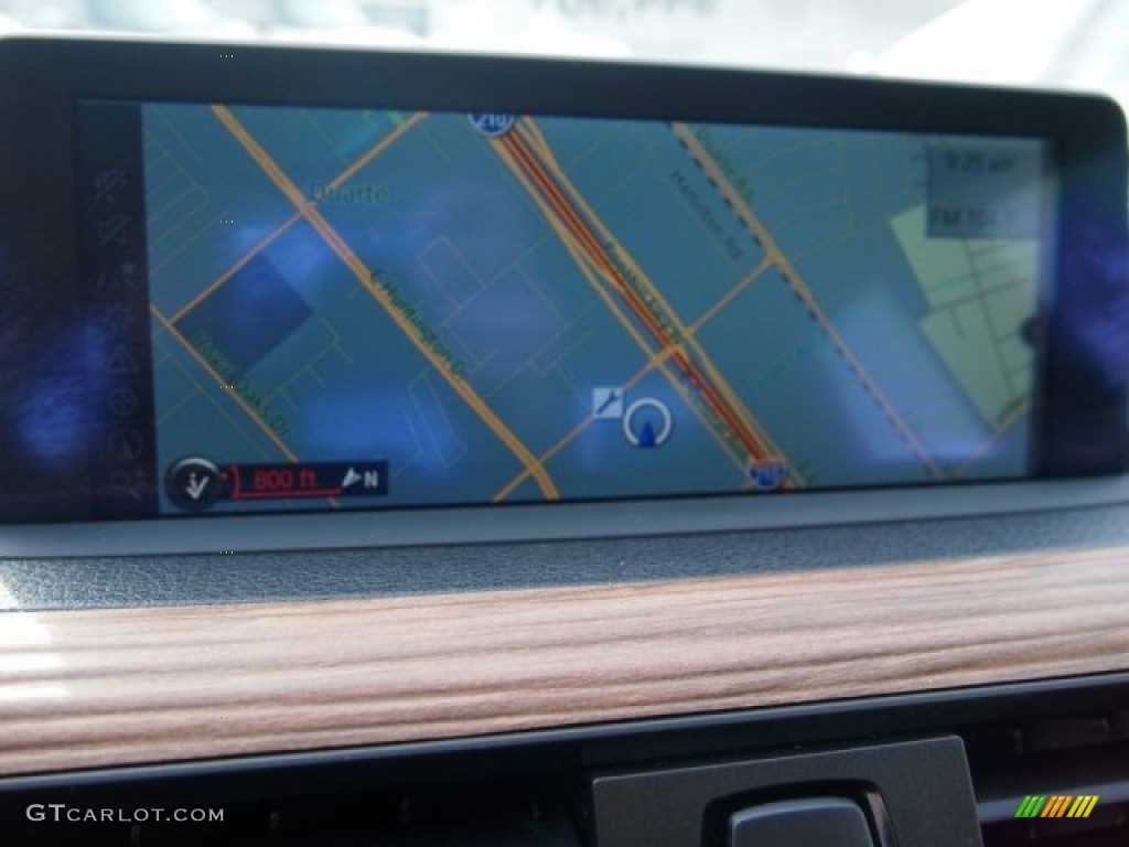 2013 BMW 3 Series 335i xDrive Sedan Navigation Photos