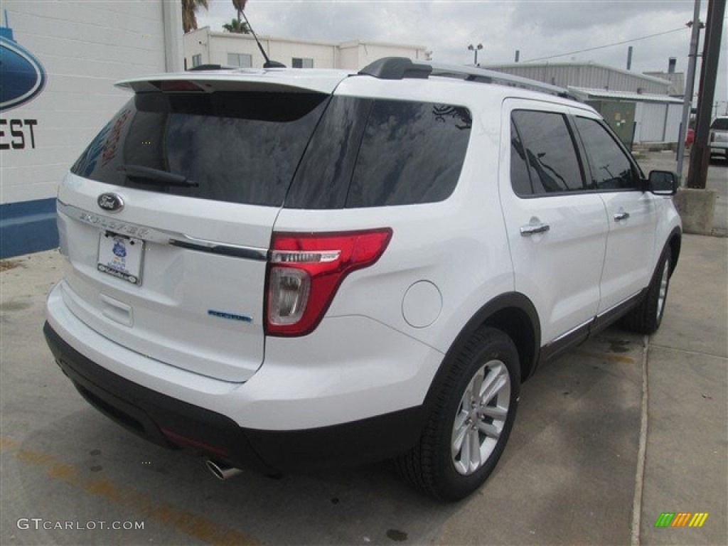 2014 Explorer XLT - Oxford White / Charcoal Black photo #6