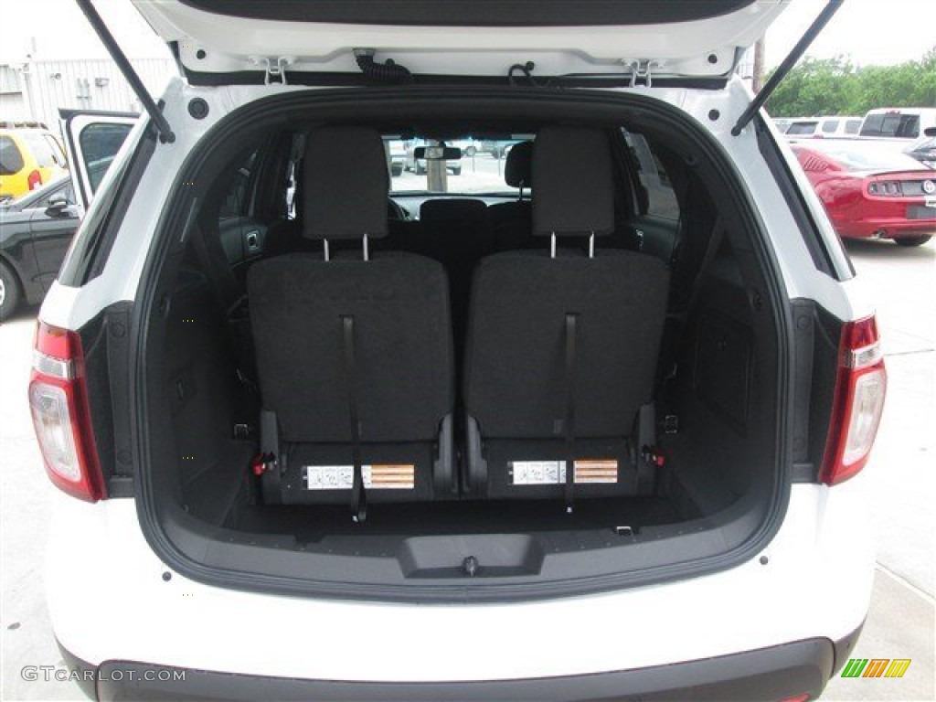 2014 Explorer XLT - Oxford White / Charcoal Black photo #12
