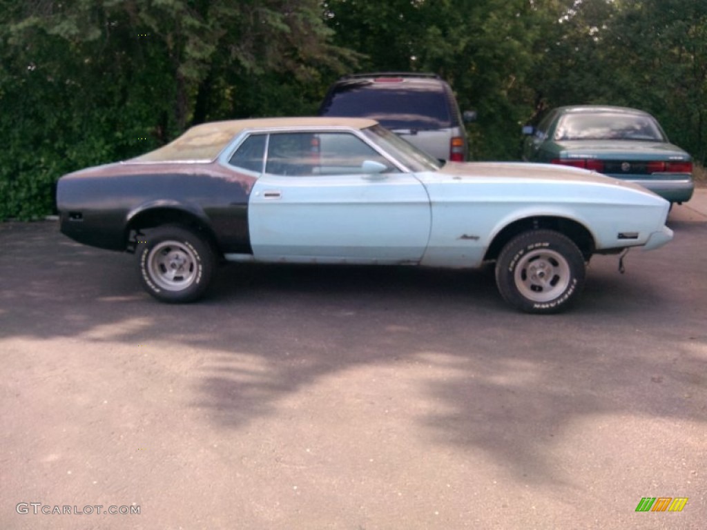 1973 Mustang Hardtop Grande - Light Blue / Blue photo #5