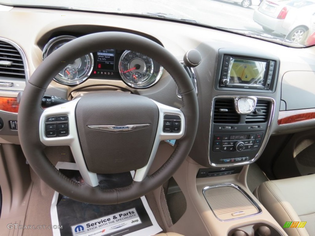 2014 Town & Country Touring-L - Brilliant Black Crystal Pearl / Dark Frost Beige/Medium Frost Beige photo #7