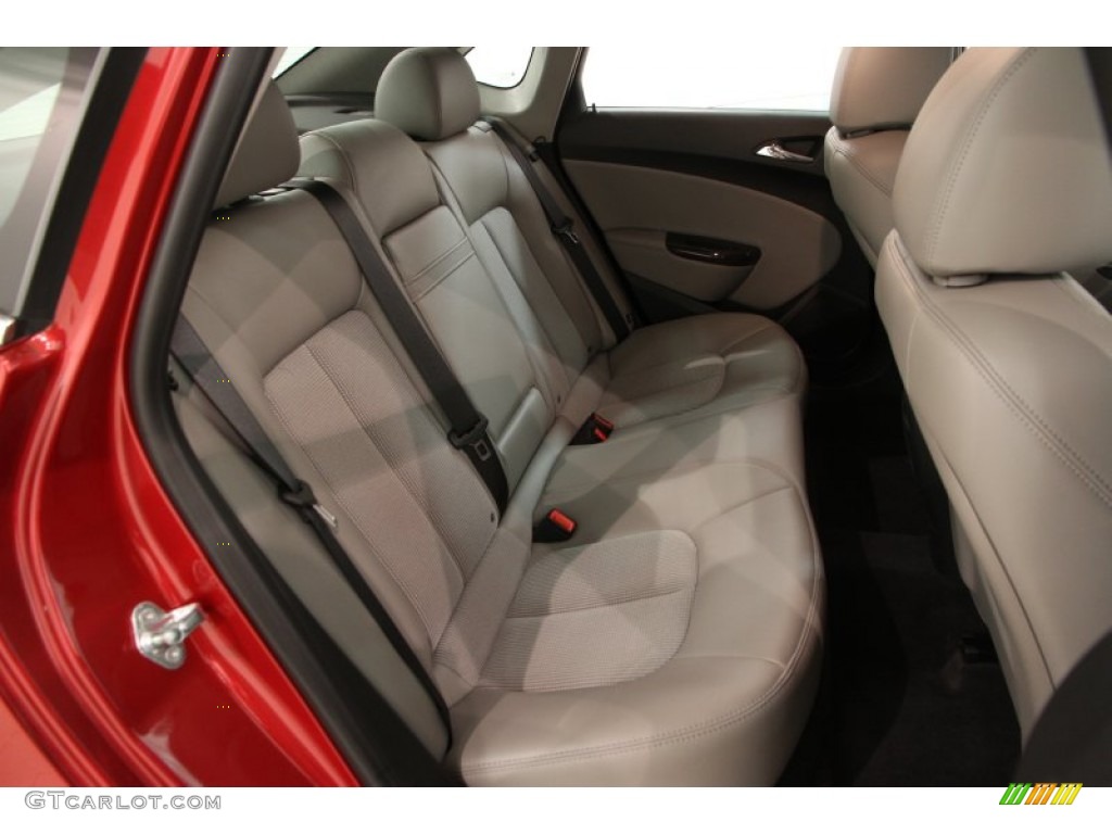 2014 Verano  - Crystal Red Tintcoat / Medium Titanium photo #16