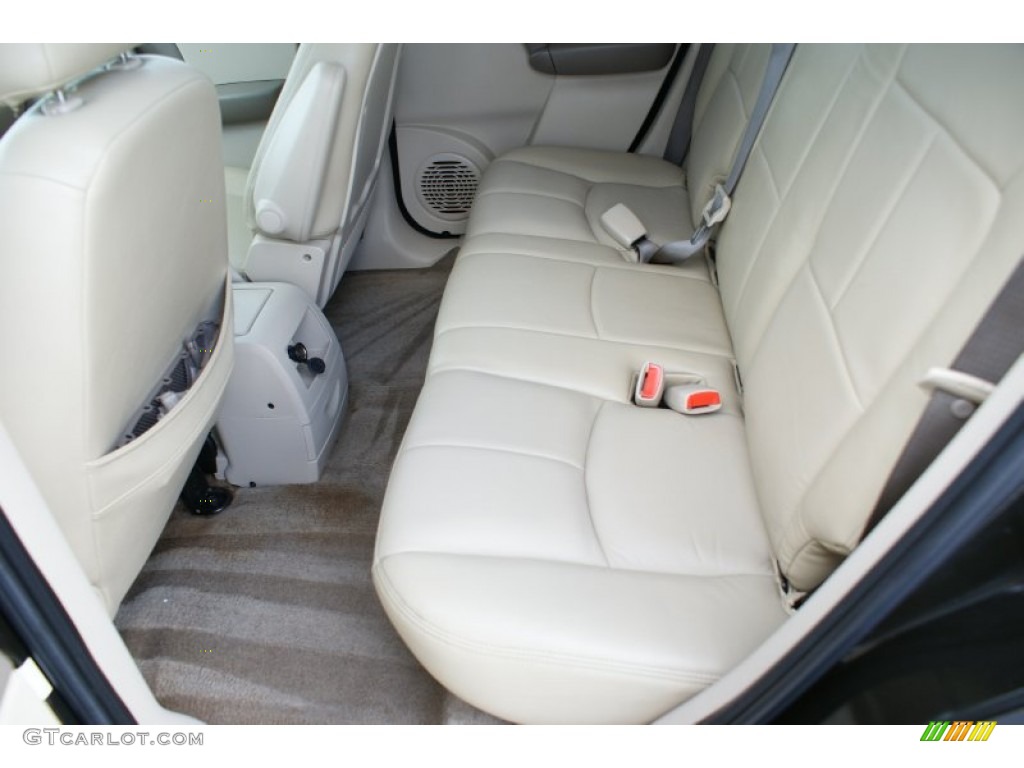 2003 Saturn VUE V6 Rear Seat Photo #94715283