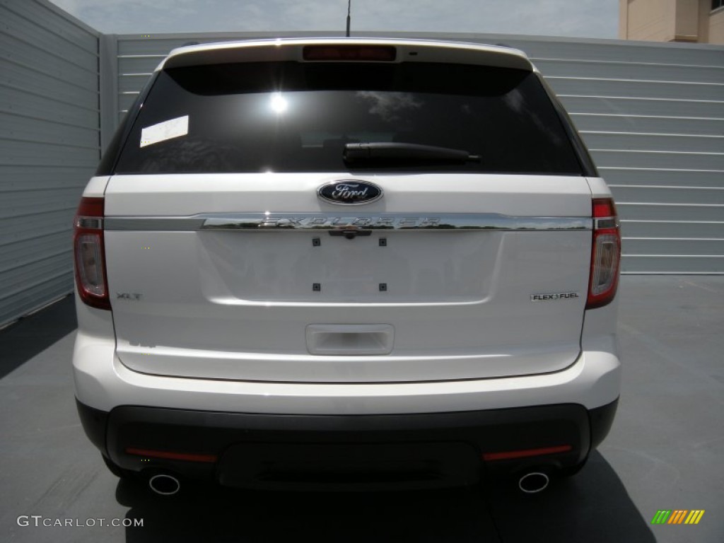 2014 Explorer XLT - White Platinum / Charcoal Black photo #5