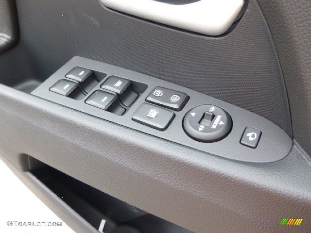 2014 Kia Sportage EX AWD Controls Photo #94716450