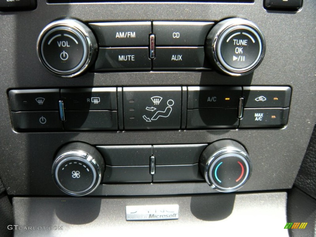 2014 Ford Mustang V6 Coupe Controls Photo #94717314