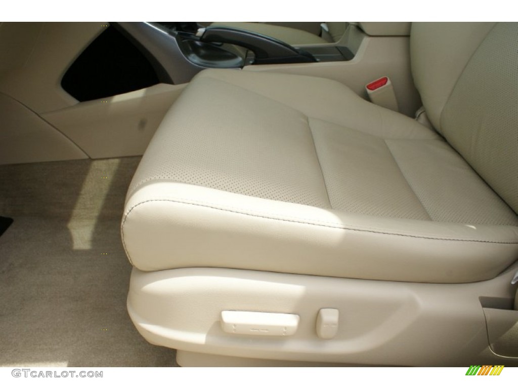 2014 TSX Technology Sedan - Bellanova White Pearl / Parchment photo #25