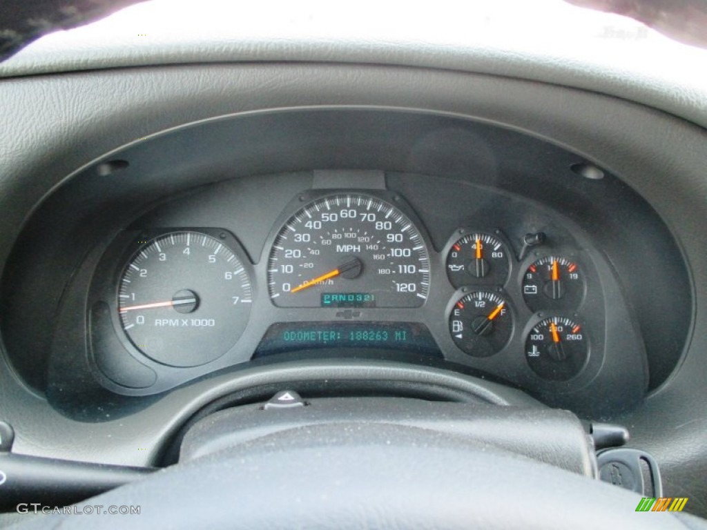 2002 TrailBlazer LTZ 4x4 - Majestic Red Metallic / Dark Pewter photo #14