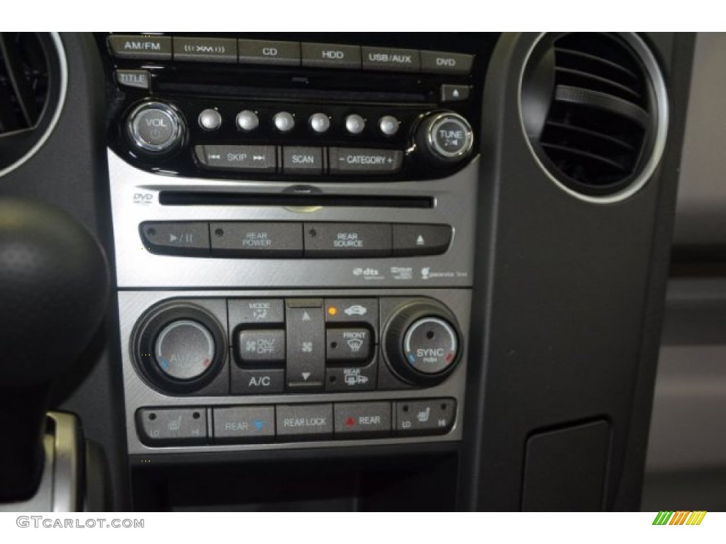 2015 Honda Pilot EX-L Controls Photo #94722096