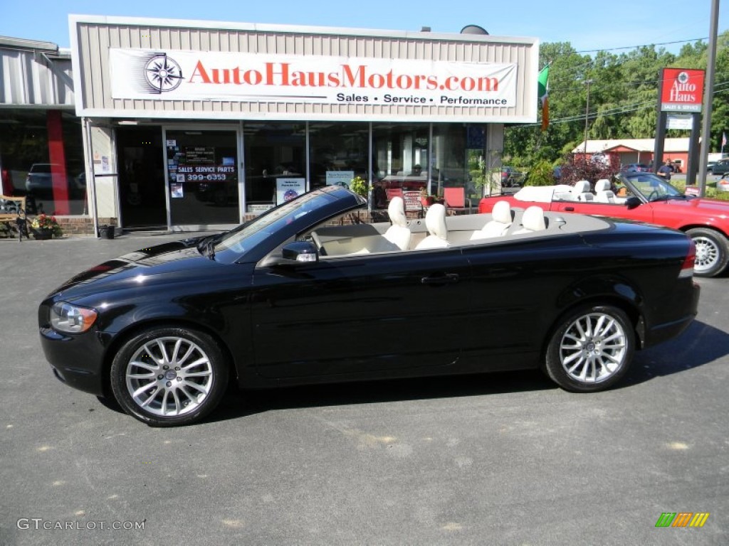 2009 C70 T5 Convertible - Solid Black / Calcite photo #1