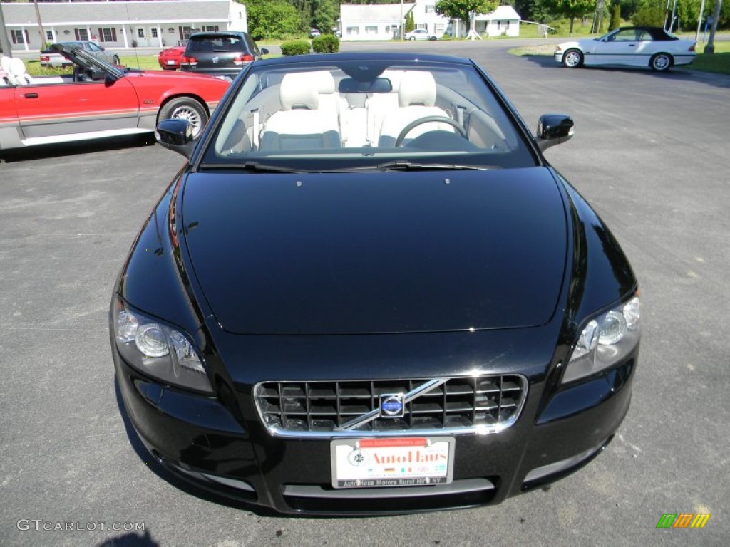 2009 C70 T5 Convertible - Solid Black / Calcite photo #15