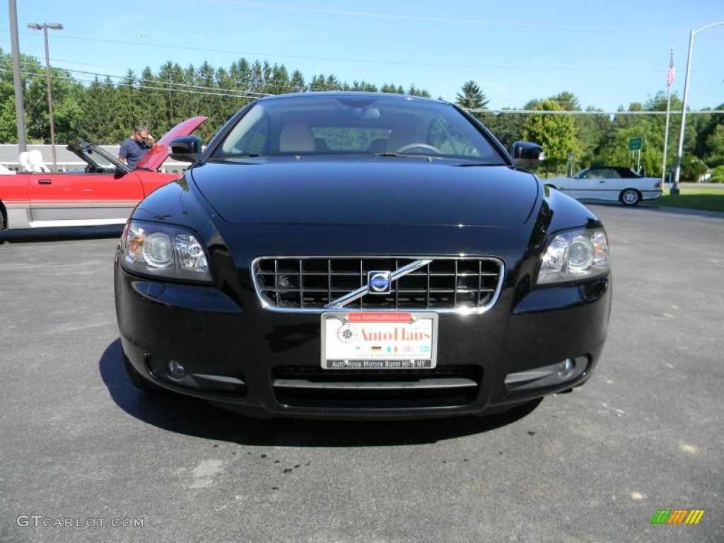 2009 C70 T5 Convertible - Solid Black / Calcite photo #16