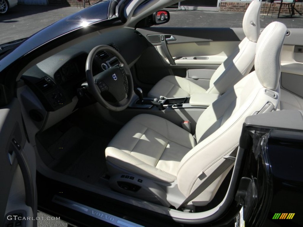 2009 C70 T5 Convertible - Solid Black / Calcite photo #19