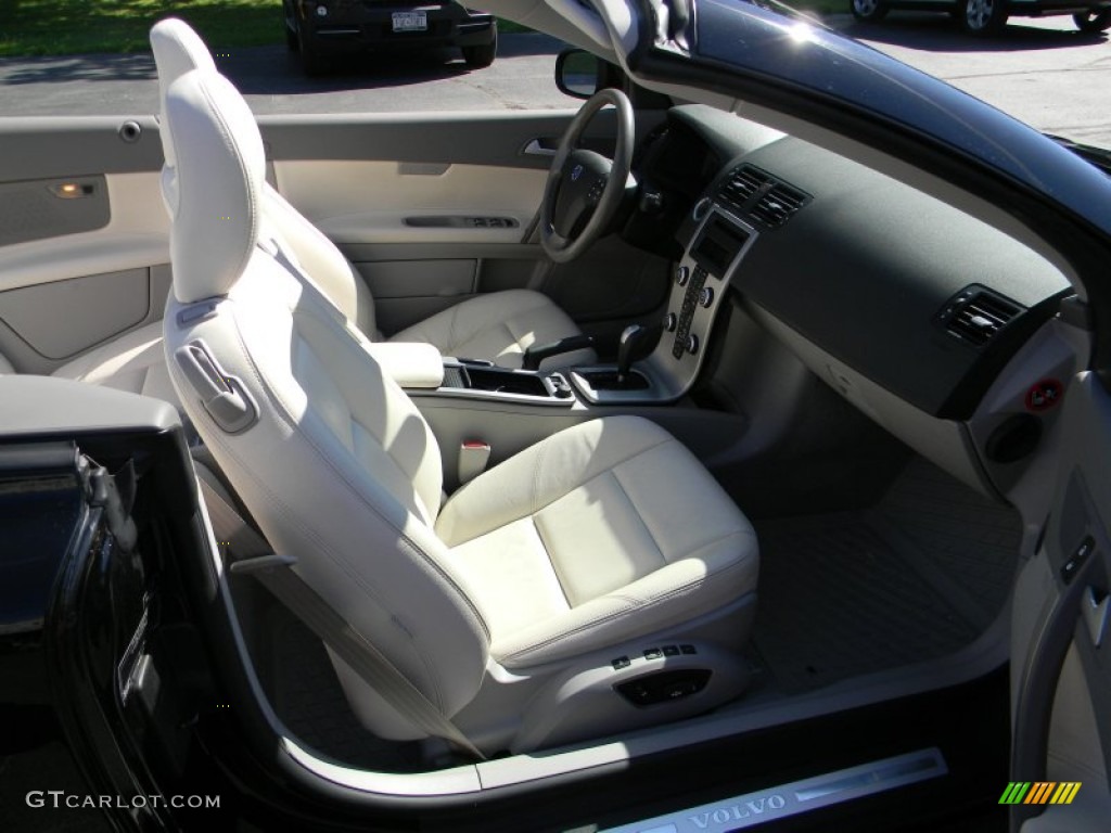 2009 C70 T5 Convertible - Solid Black / Calcite photo #20