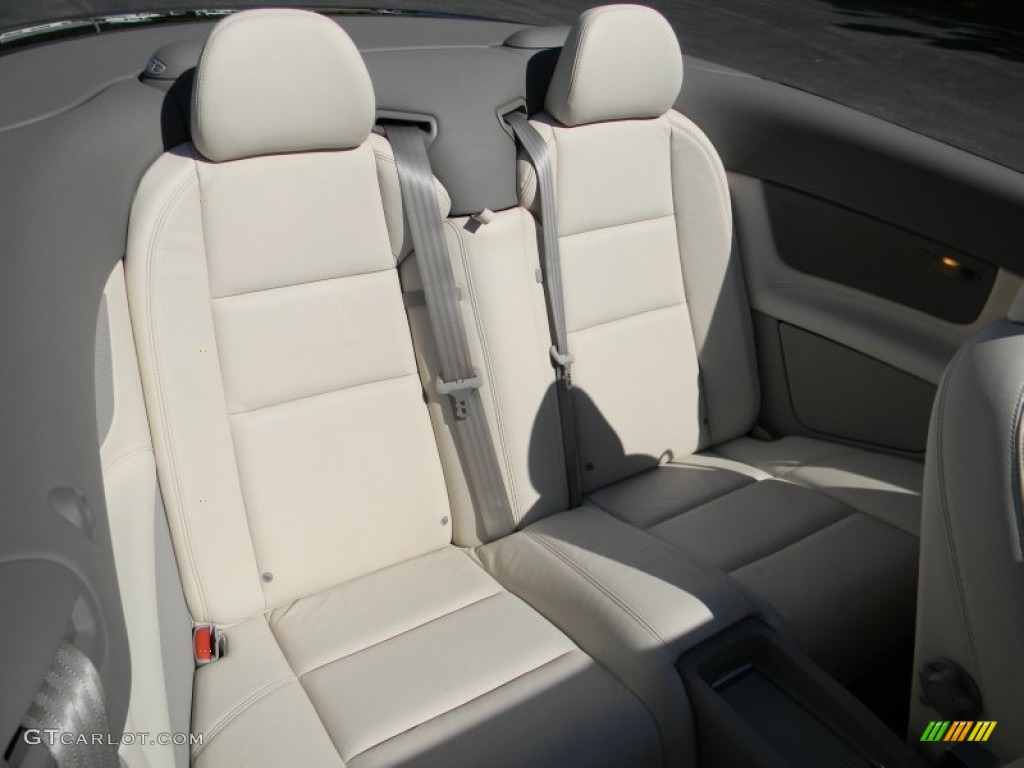 2009 C70 T5 Convertible - Solid Black / Calcite photo #24