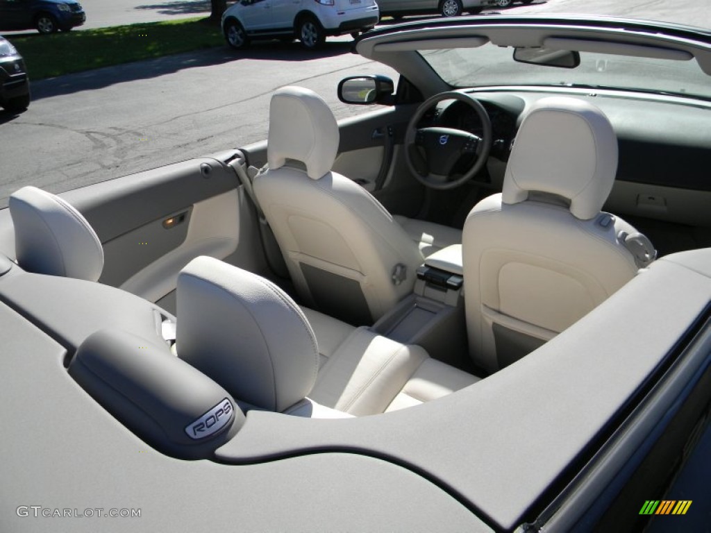 2009 C70 T5 Convertible - Solid Black / Calcite photo #28