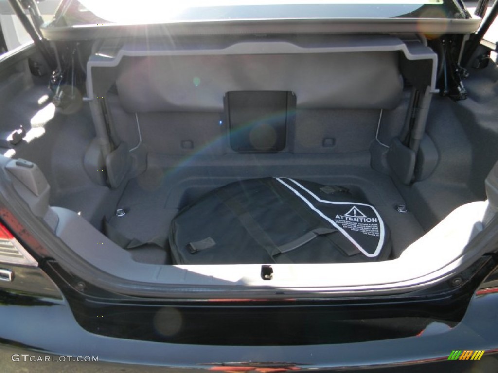 2009 C70 T5 Convertible - Solid Black / Calcite photo #48