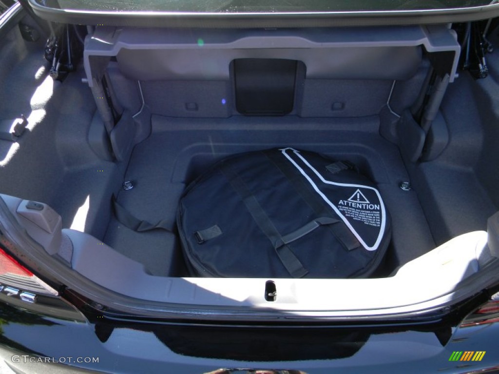 2009 C70 T5 Convertible - Solid Black / Calcite photo #49