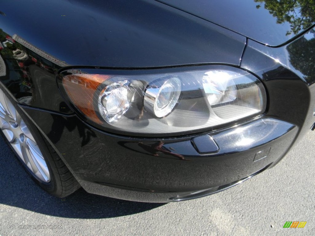 2009 C70 T5 Convertible - Solid Black / Calcite photo #53