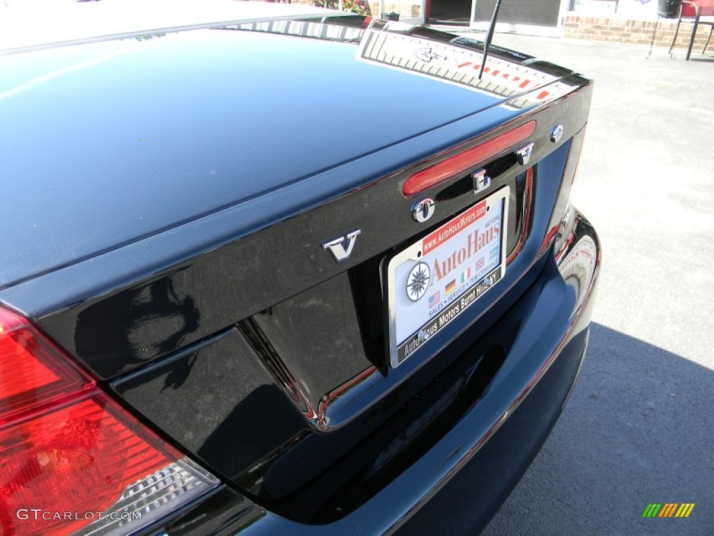 2009 C70 T5 Convertible - Solid Black / Calcite photo #57