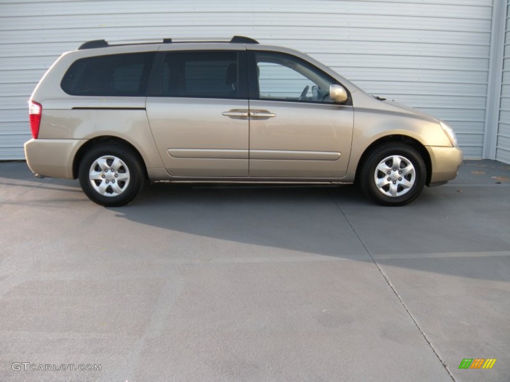 2008 Sedona LX - Sunset Gold Metallic / Beige photo #3