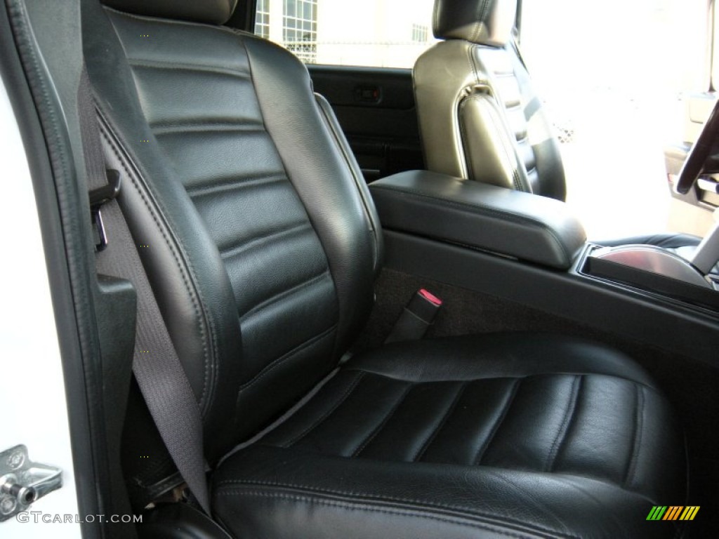 2005 Hummer H2 SUT Front Seat Photo #94739671