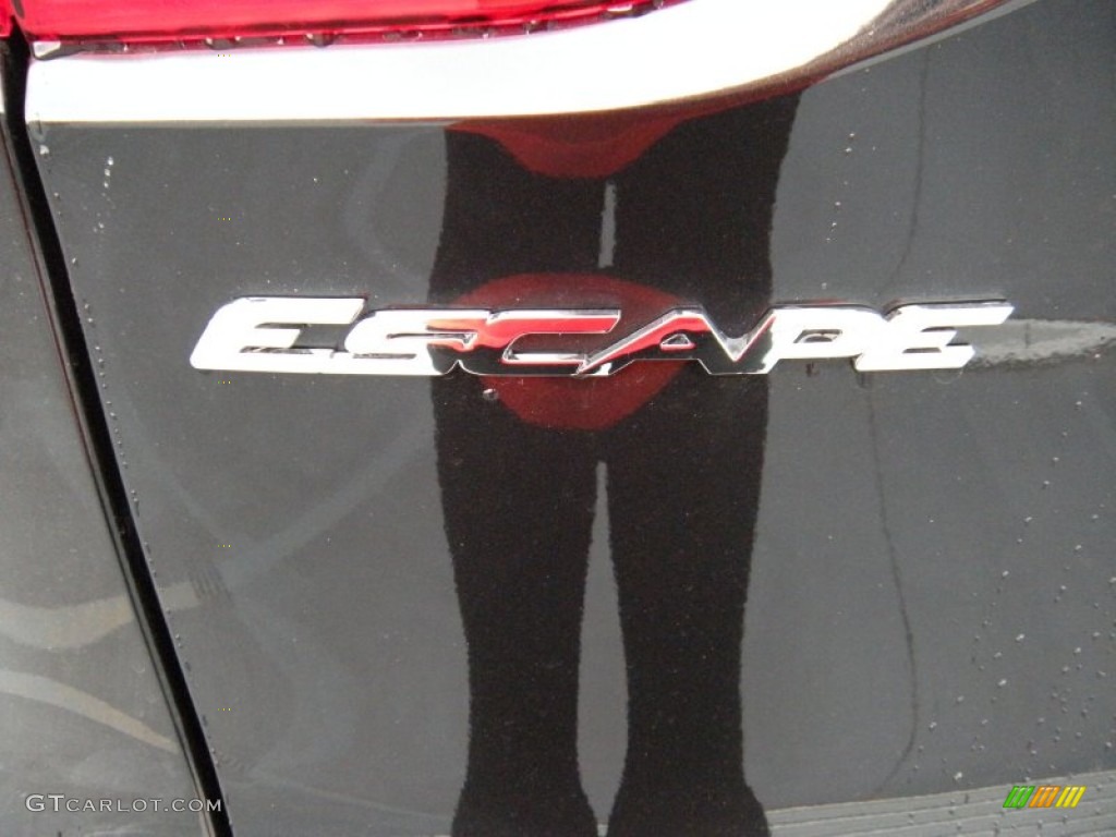 2014 Escape SE 1.6L EcoBoost - Tuxedo Black / Charcoal Black photo #13