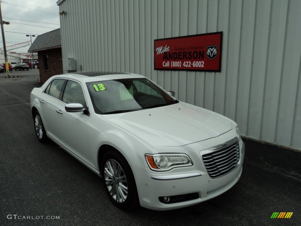 Ivory Tri-Coat Pearl Chrysler 300