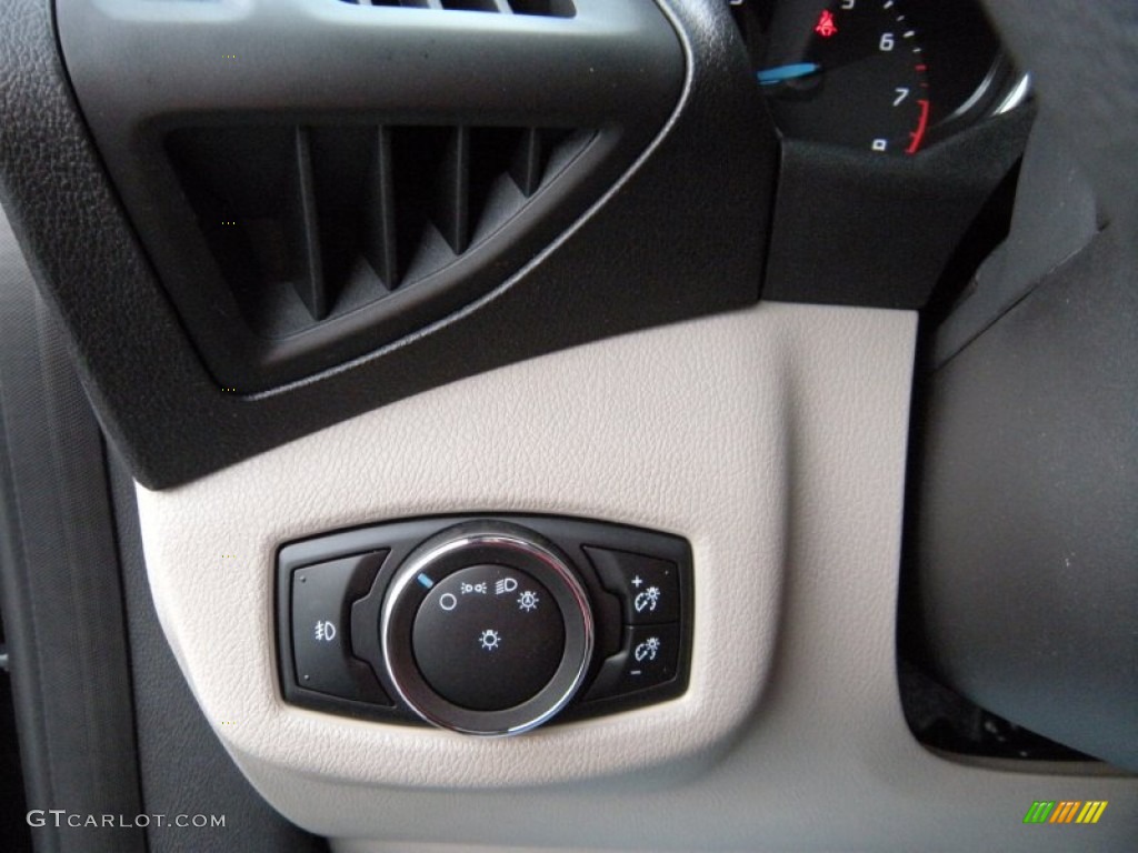 2014 Ford Transit Connect Titanium Wagon Controls Photo #94748767