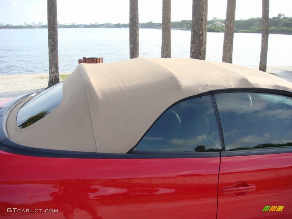 2007 Solara SLE V6 Convertible - Absolutely Red / Ivory photo #25