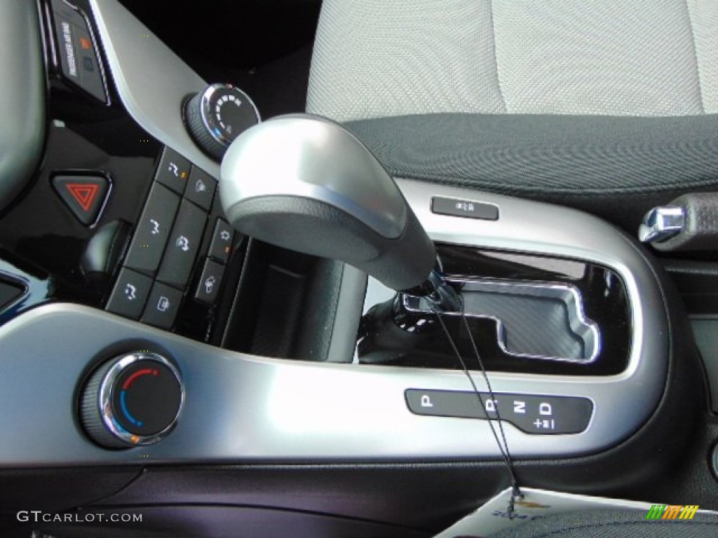 2014 Cruze LS - Rainforest Green Metallic / Jet Black/Medium Titanium photo #12