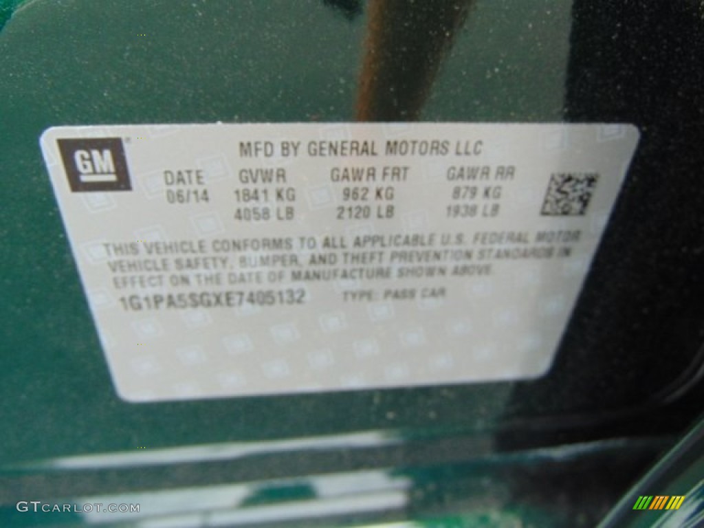 2014 Cruze LS - Rainforest Green Metallic / Jet Black/Medium Titanium photo #15