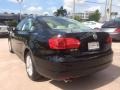 Black - Jetta SE Sedan Photo No. 3