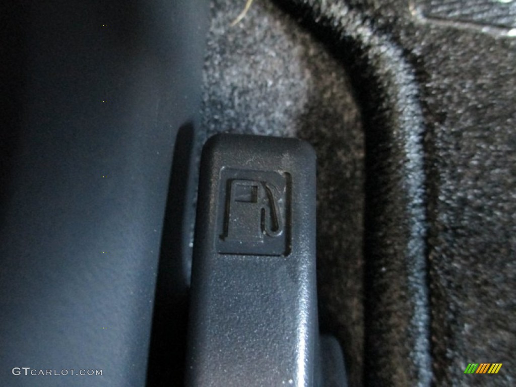2014 Mirage ES - Kiwi Green / Black photo #13