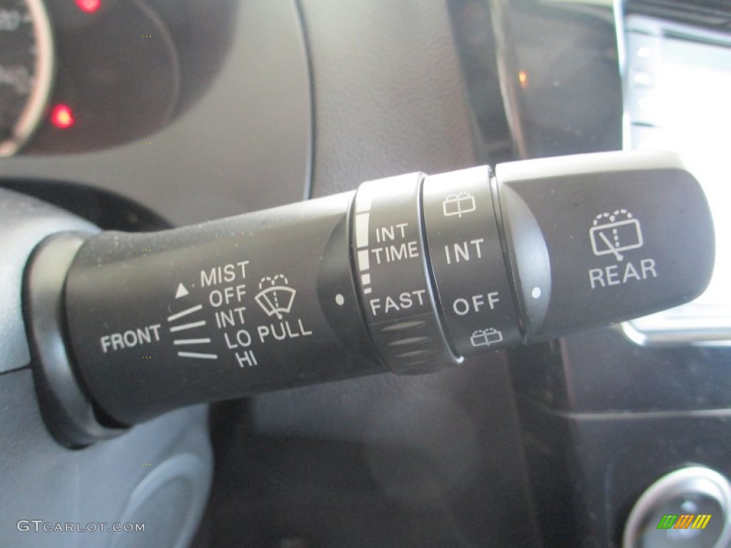 2014 Mitsubishi Mirage ES Controls Photo #94769757