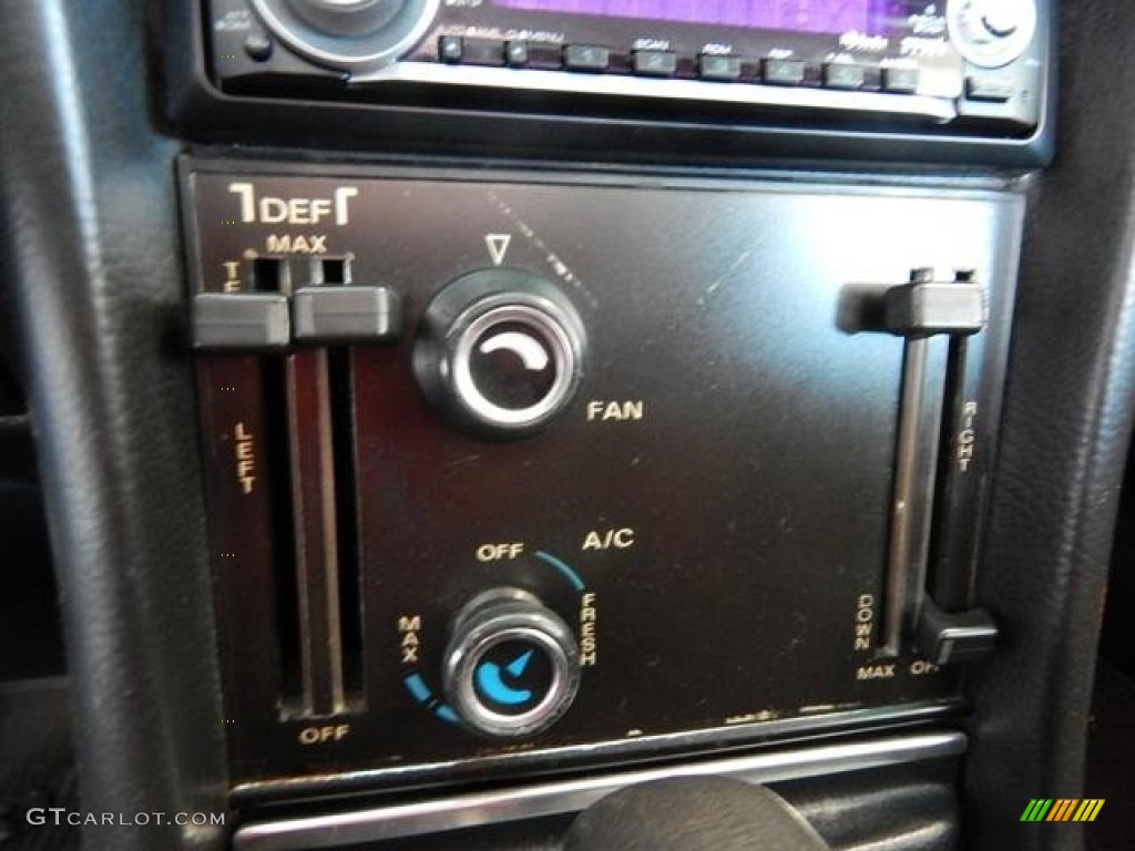 1977 Mercedes-Benz SL Class 450 SL roadster Controls Photo #94773552