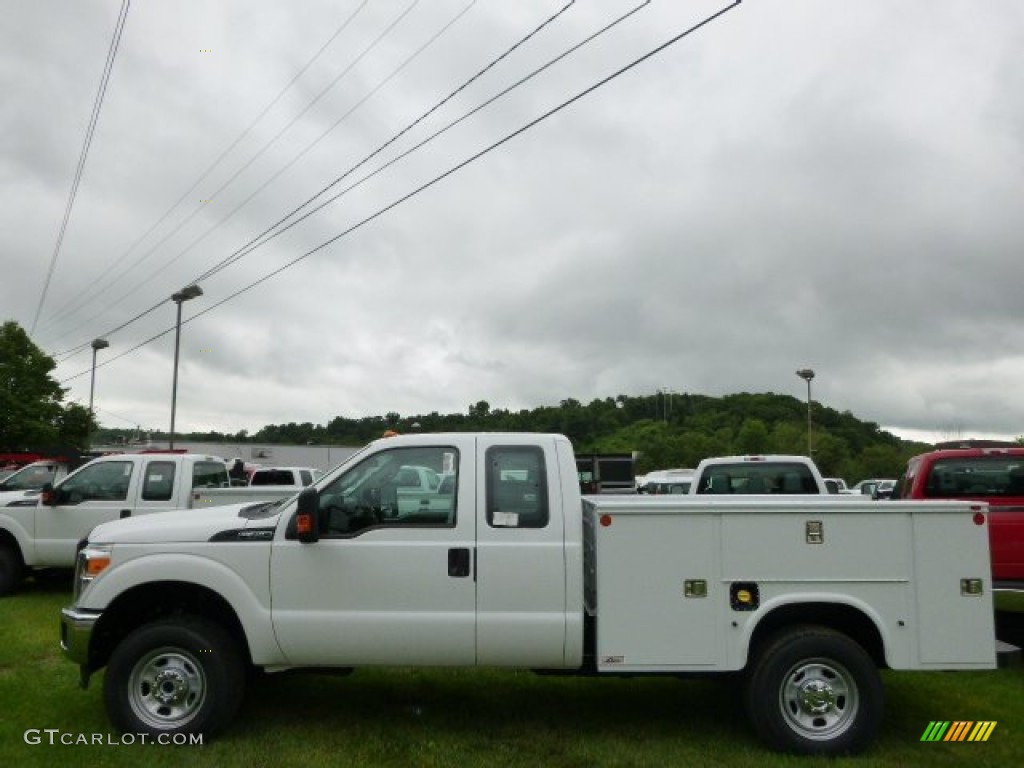 Oxford White 2015 Ford F350 Super Duty XL Super Cab 4x4 Utility Exterior Photo #94776051