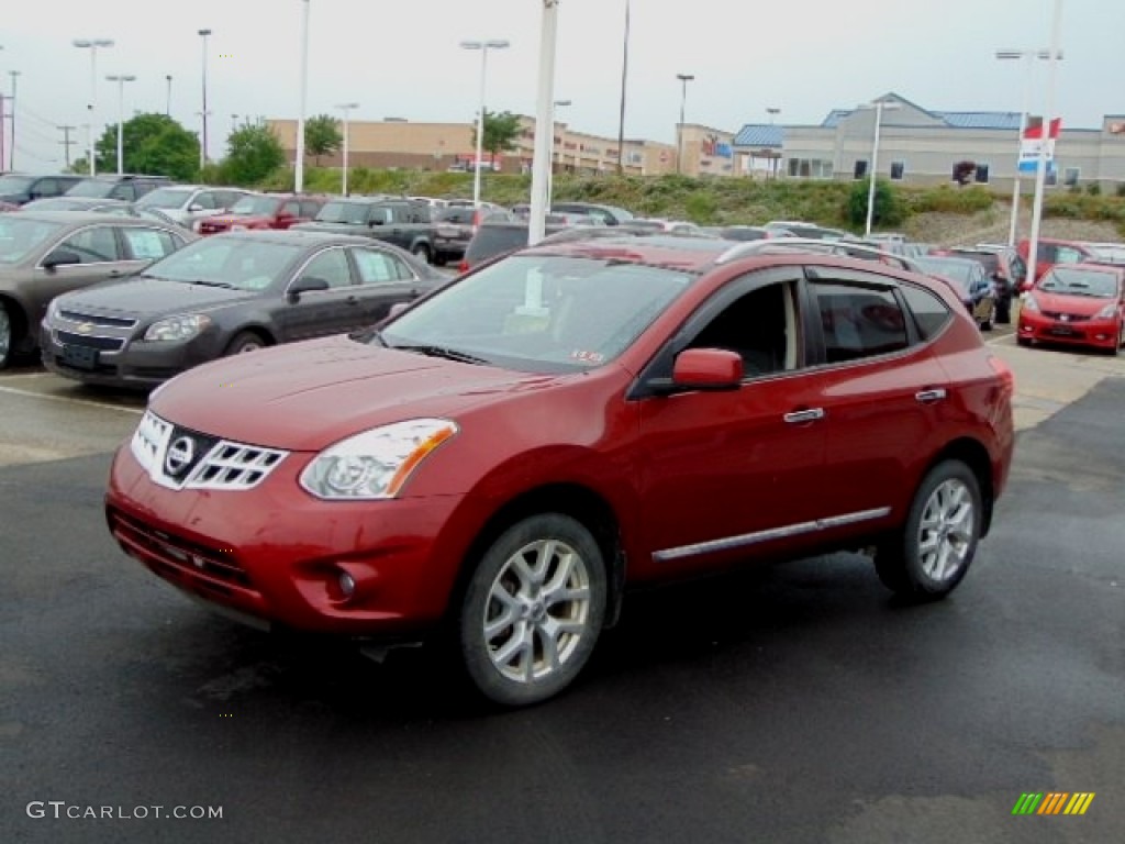 2011 Rogue SL AWD - Cayenne Red / Black photo #4
