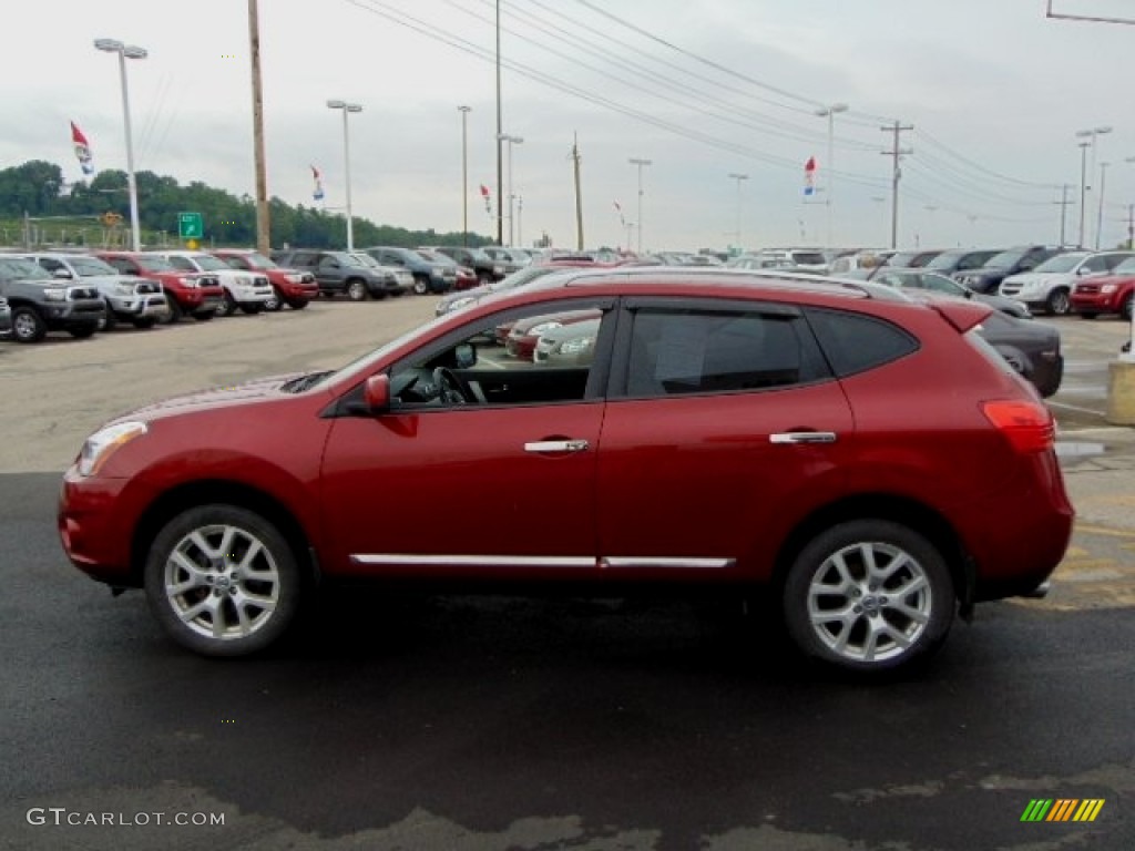 2011 Rogue SL AWD - Cayenne Red / Black photo #5