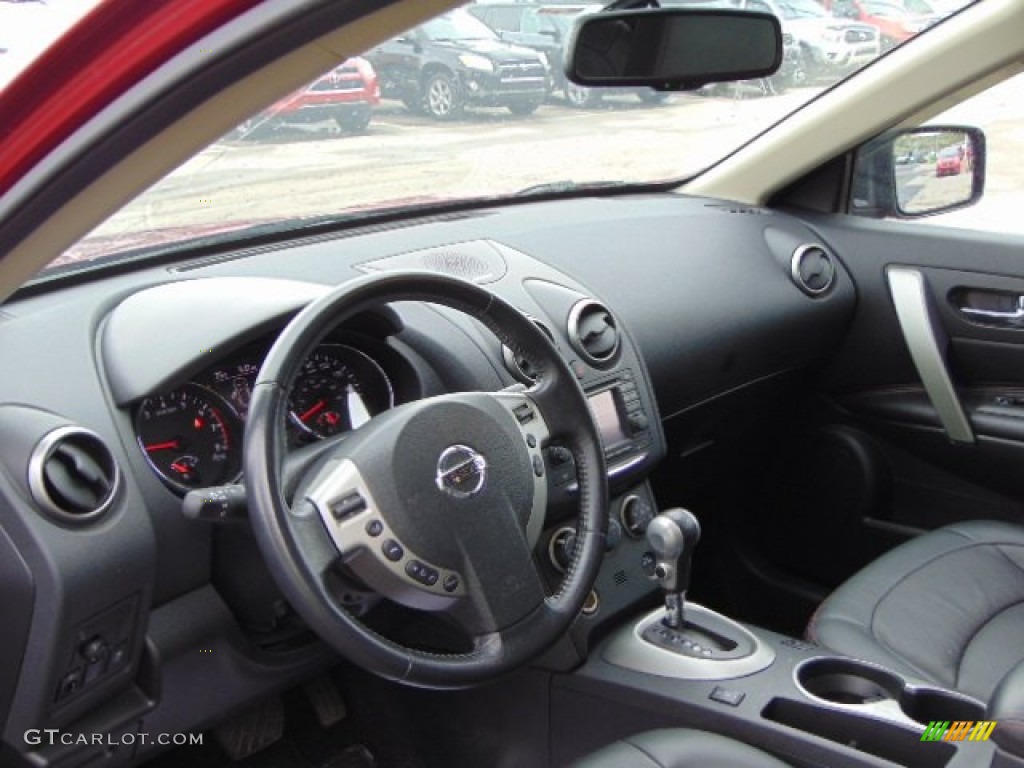 2011 Rogue SL AWD - Cayenne Red / Black photo #9