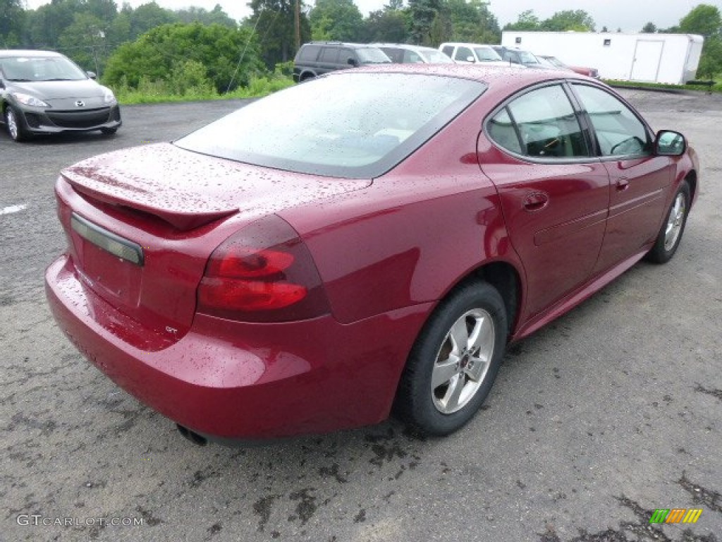 2005 Grand Prix GT Sedan - Sport Red Metallic / Parchment/Dark Pewter photo #6