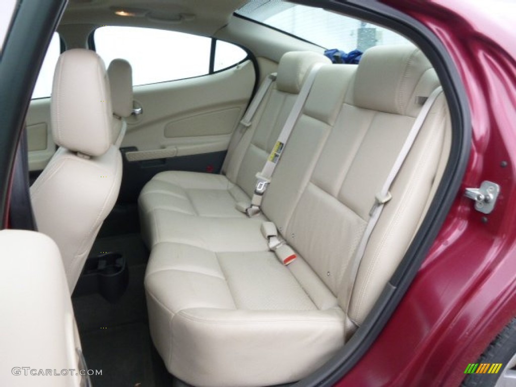 2005 Grand Prix GT Sedan - Sport Red Metallic / Parchment/Dark Pewter photo #12