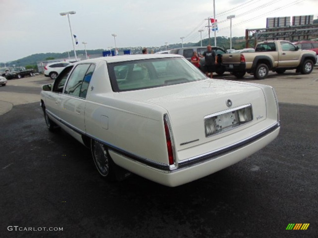 1996 DeVille Sedan - White / Gray photo #6