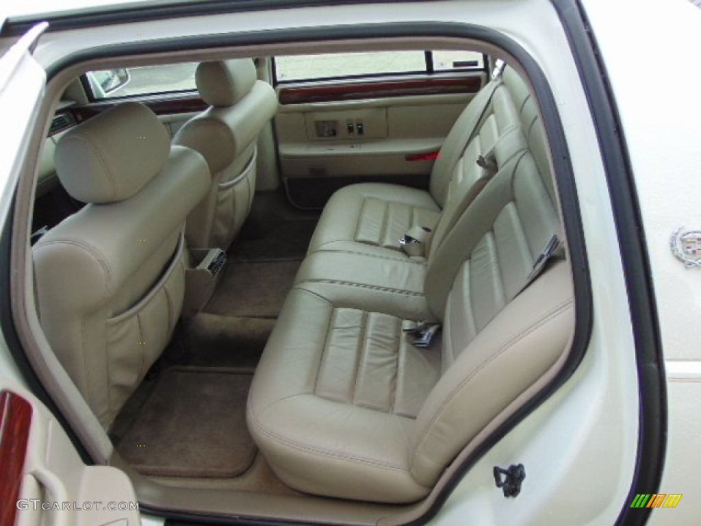 1996 Cadillac DeVille Sedan Rear Seat Photos