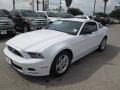 Oxford White 2014 Ford Mustang V6 Coupe