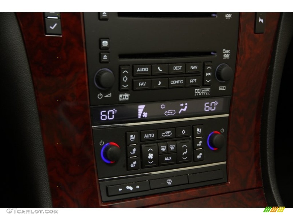 2008 Cadillac Escalade AWD Controls Photos