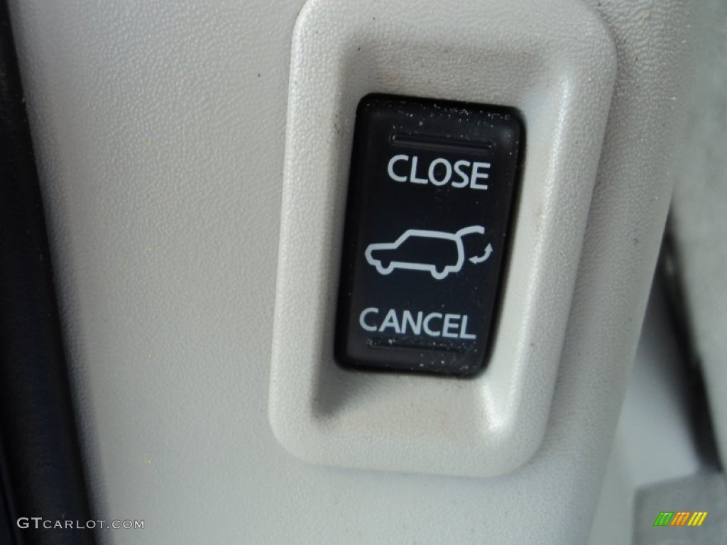2010 QX 56 4WD - Silver Graphite / Stone photo #34