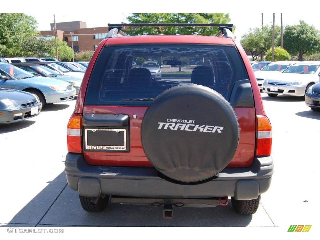 2000 Tracker 4WD Hard Top - Sunset Red Metallic / Medium Gray photo #6