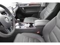Black - Touareg V6 Executive 4Motion Photo No. 9