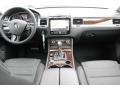 Black - Touareg V6 Executive 4Motion Photo No. 24